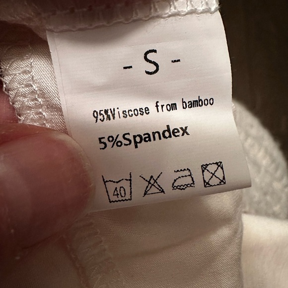 Gorgeous brand new with Tag pajama set from Priv - Picture 8 of 8